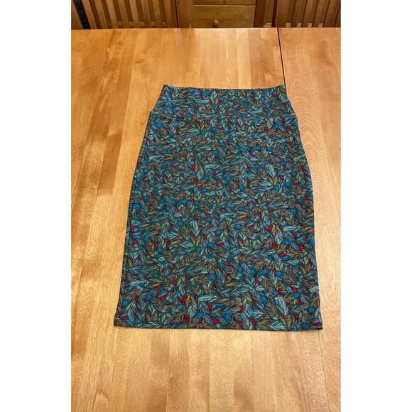 LuLaRoe Cassie Skirt Fall Leaf Pattern Teal Green Background Stretchy - Picture 1 of 3